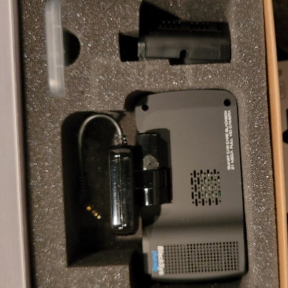 BlackSys CH-100B Dual Channel Dashcam Review - Black box MyCar - Picture 2 of 4